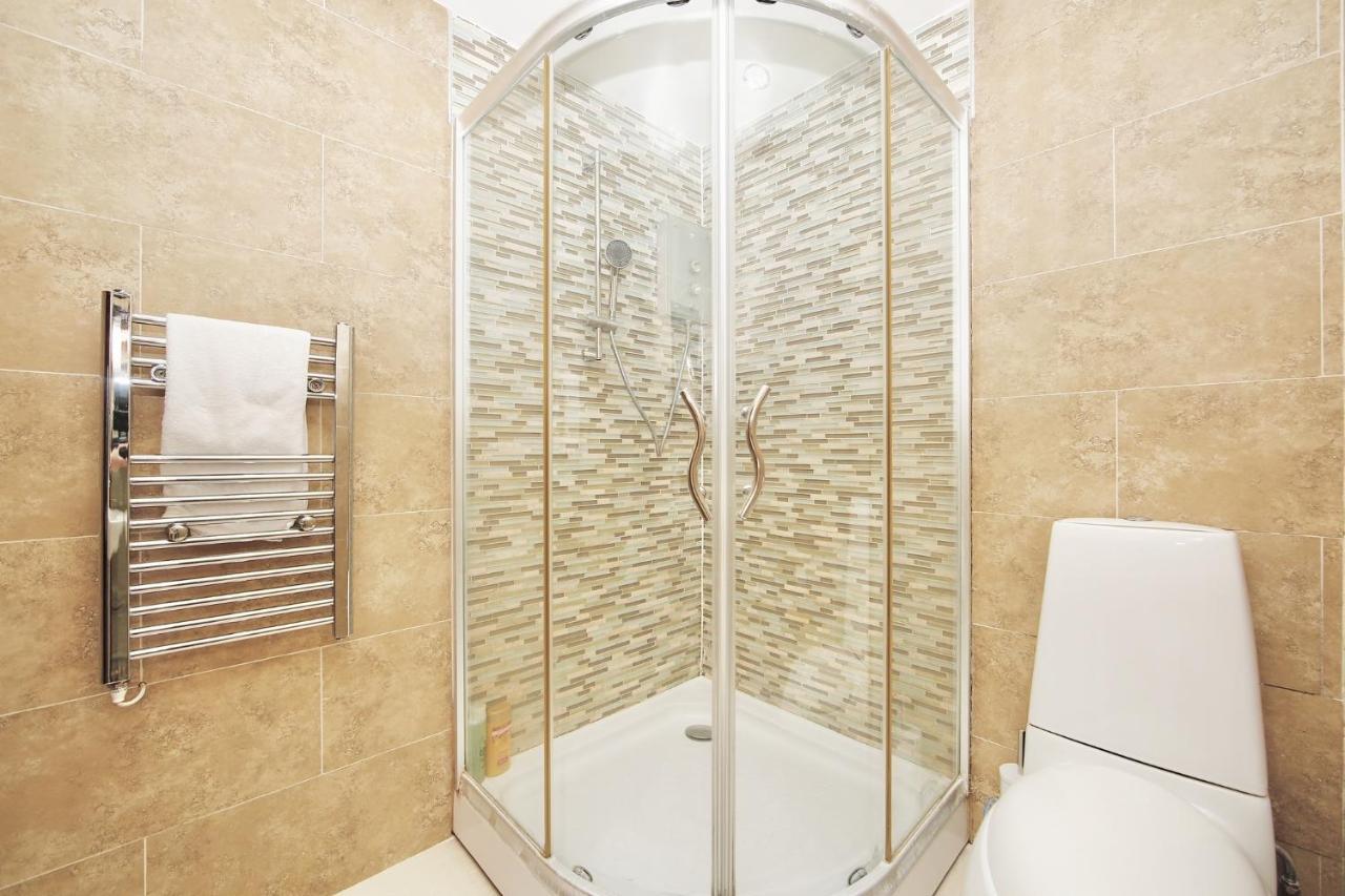 Hotel Edgware Hub Londyn Zewnętrze zdjęcie
