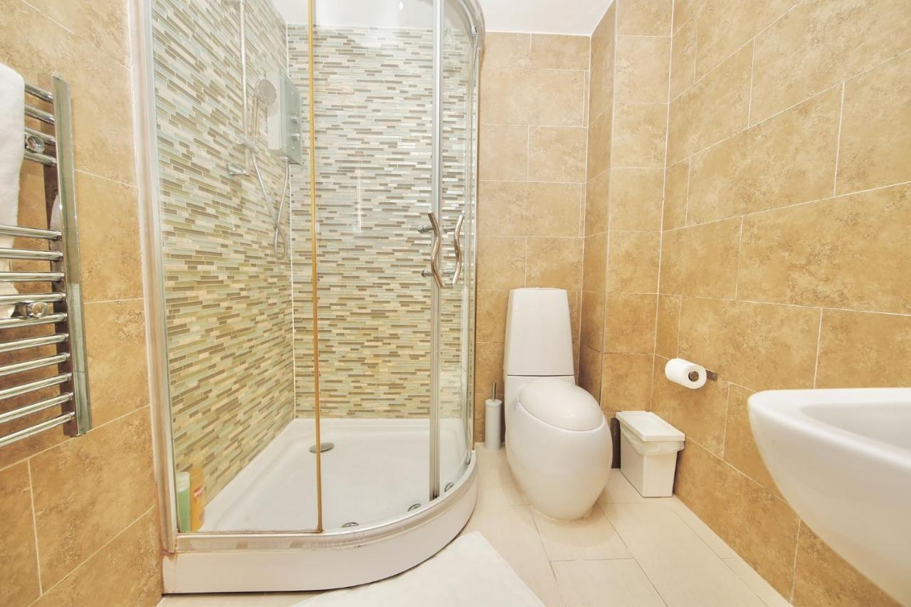 Hotel Edgware Hub Londyn Zewnętrze zdjęcie