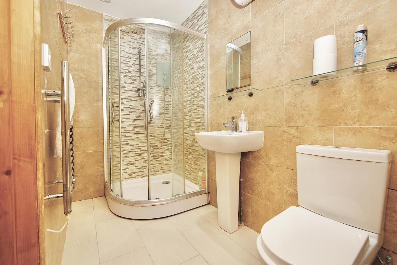 Hotel Edgware Hub Londyn Zewnętrze zdjęcie