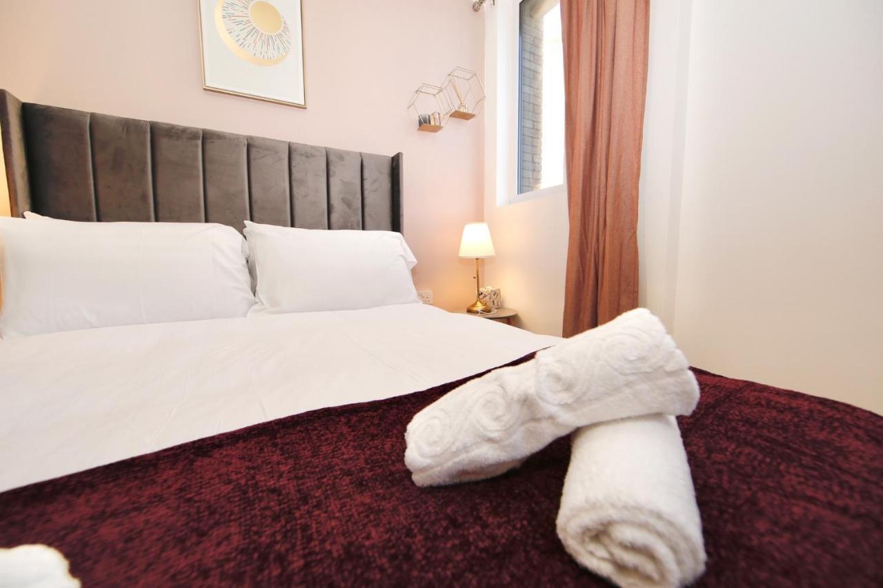 Hotel Edgware Hub Londyn Zewnętrze zdjęcie